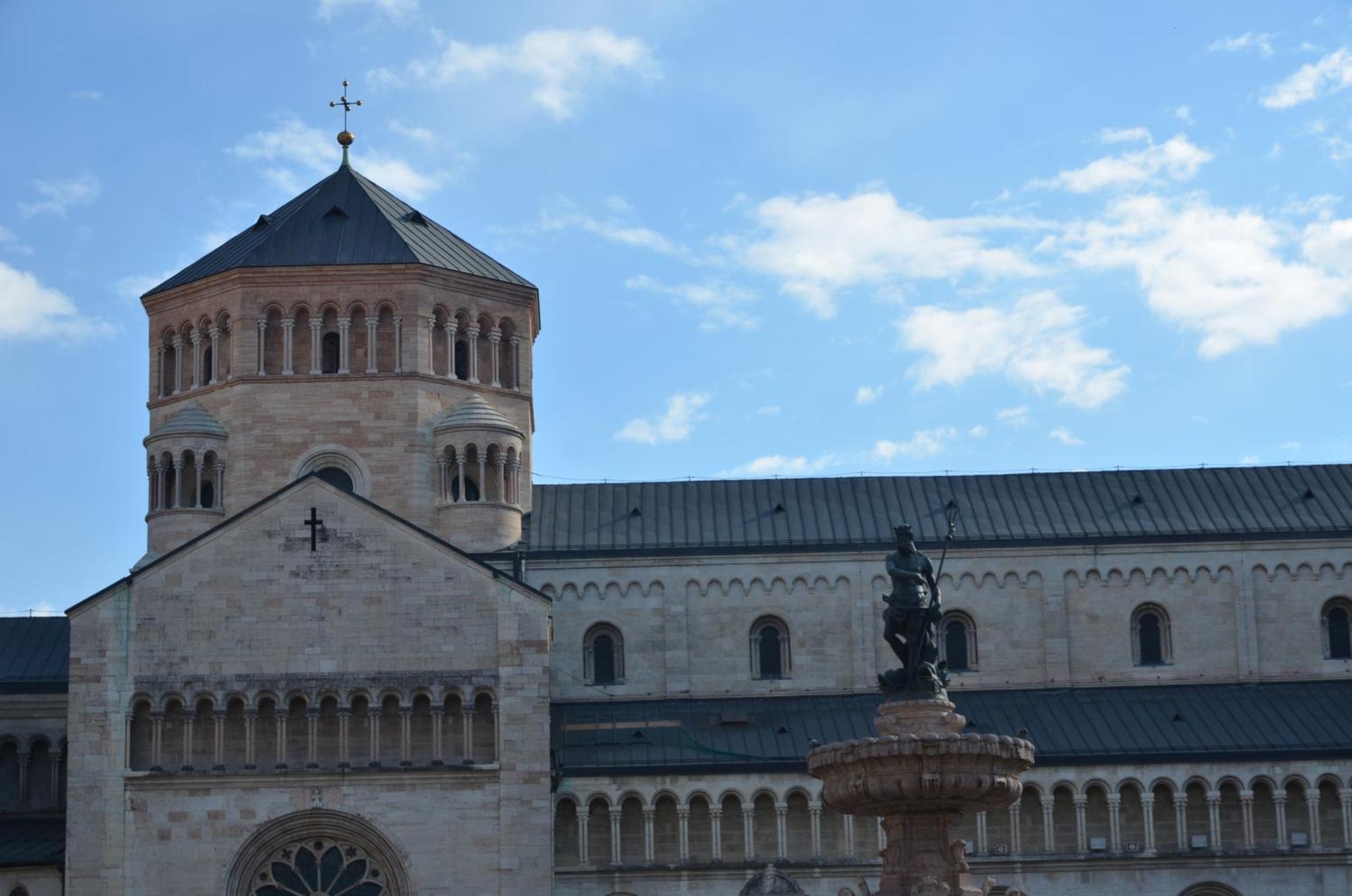 B&B La Loggia Del Castello Trento Bagian luar foto