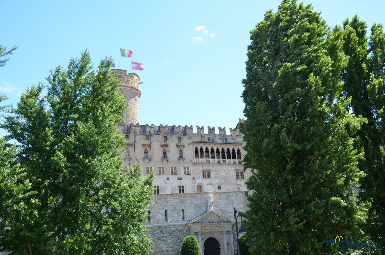 B&B La Loggia Del Castello Trento Bagian luar foto